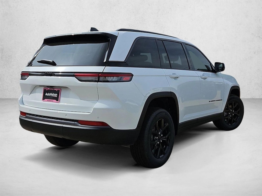 New 2026 Jeep Grand Cherokee Laredo Altitude SUV