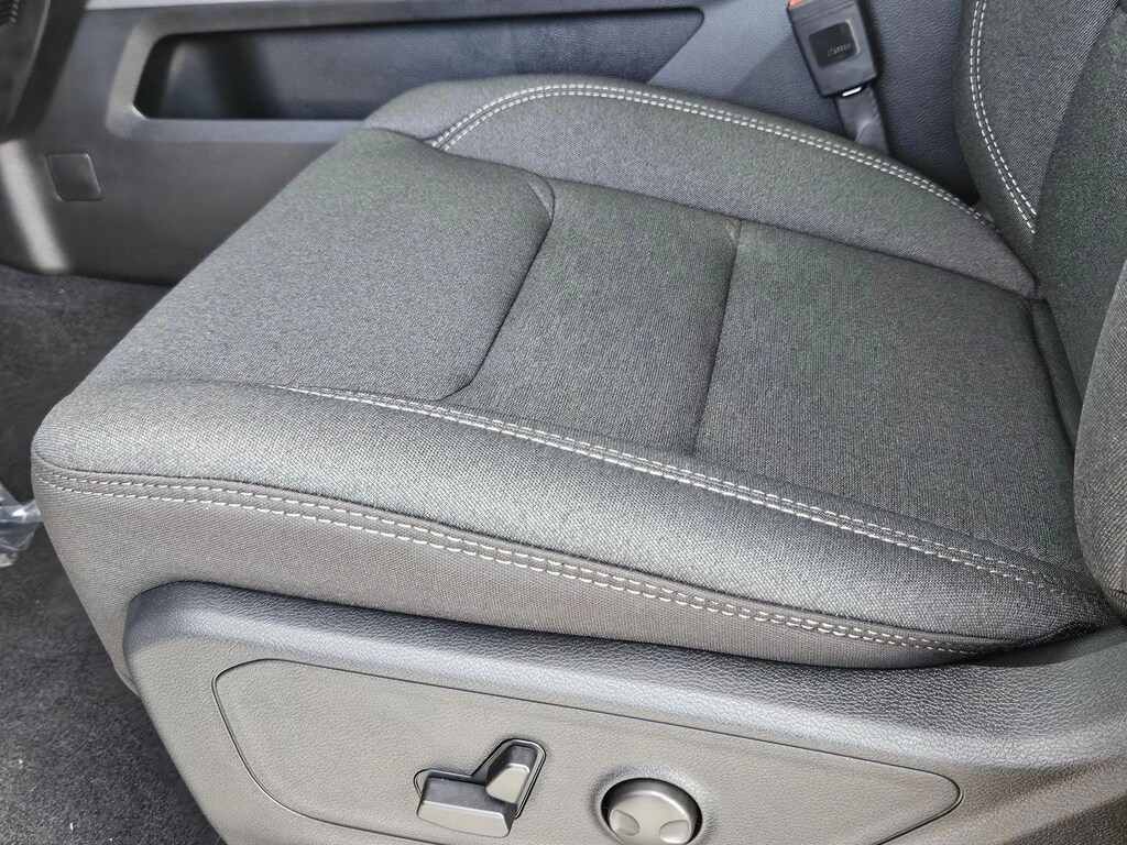 New 2026 Ram 1500 Lone Star Crew Cab Pickup