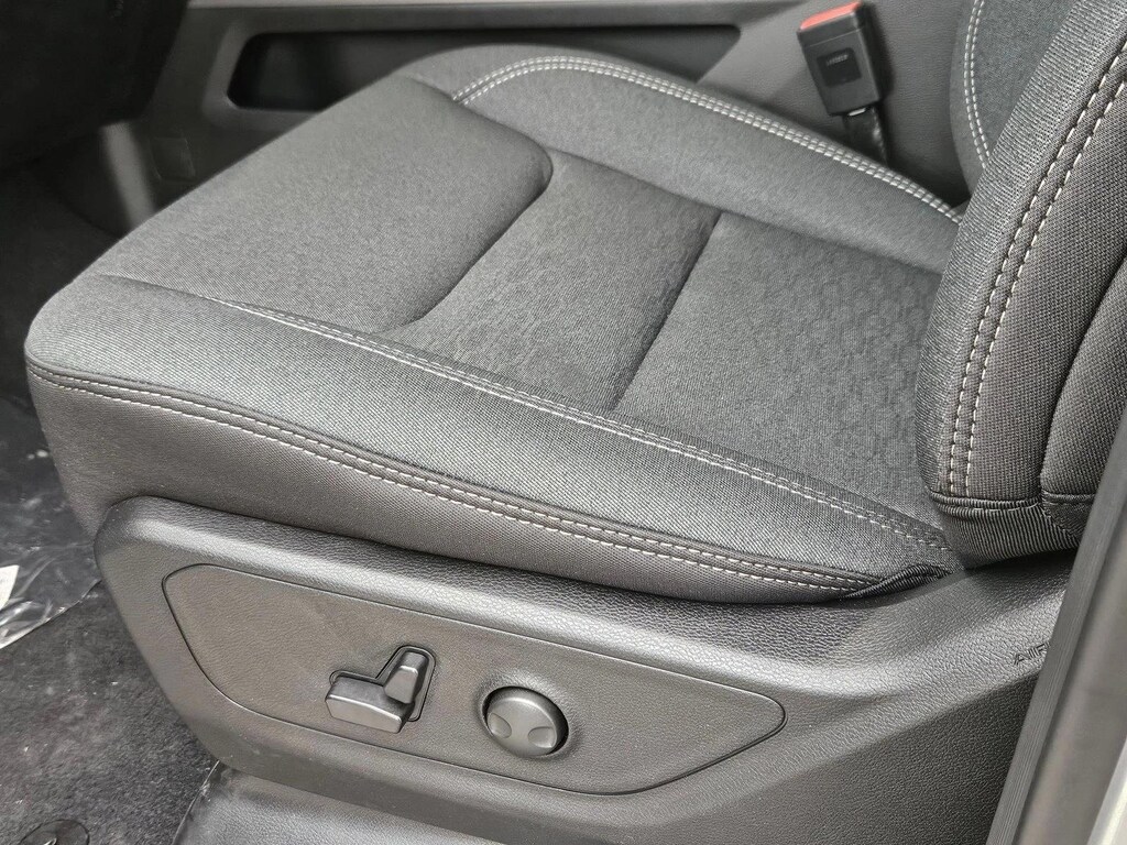 New 2026 Ram 1500 Lone Star Crew Cab Pickup