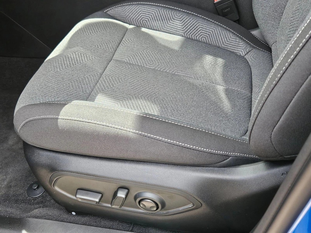 New 2026 Jeep Cherokee Laredo Sport Utility