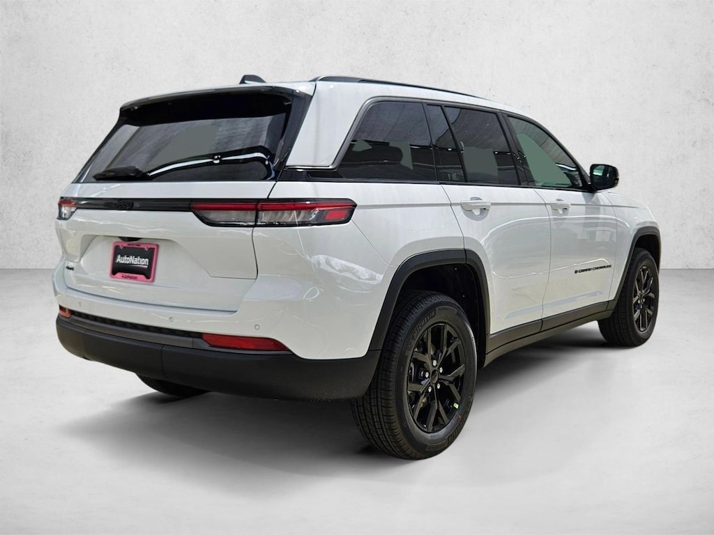 New 2026 Jeep Grand Cherokee Laredo Altitude Sport Utility
