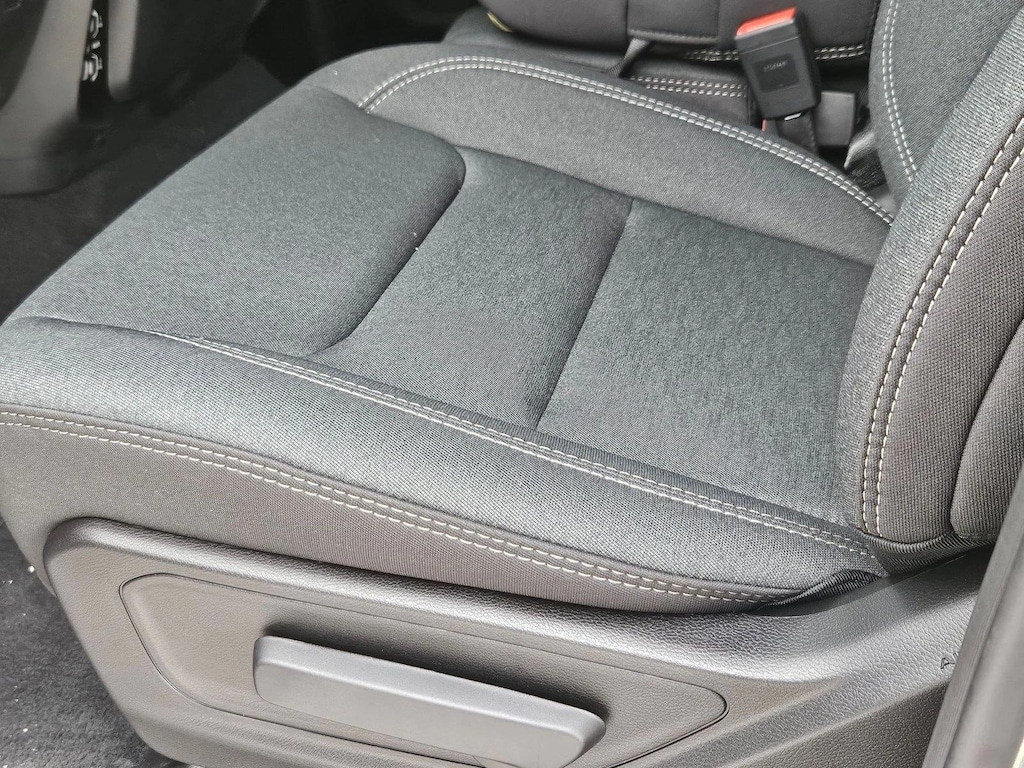 New 2026 Ram 1500 Express Crew Cab Pickup