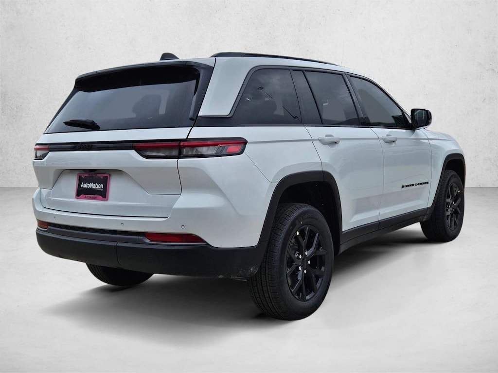 New 2026 Jeep Grand Cherokee Laredo Altitude Sport Utility