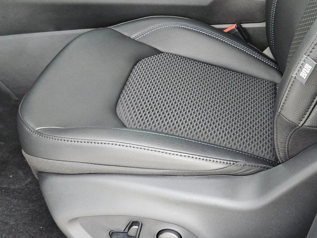 New 2026 Jeep Compass Latitude Sport Utility