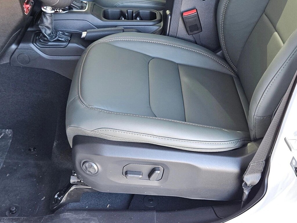 New 2026 Jeep Gladiator Mojave X Crew Cab Pickup