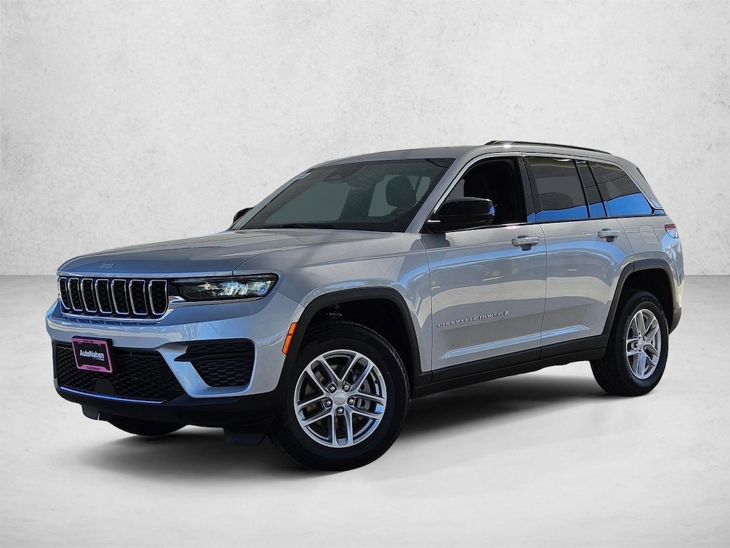 New 2025 Jeep Grand Cherokee Laredo X Sport Utility