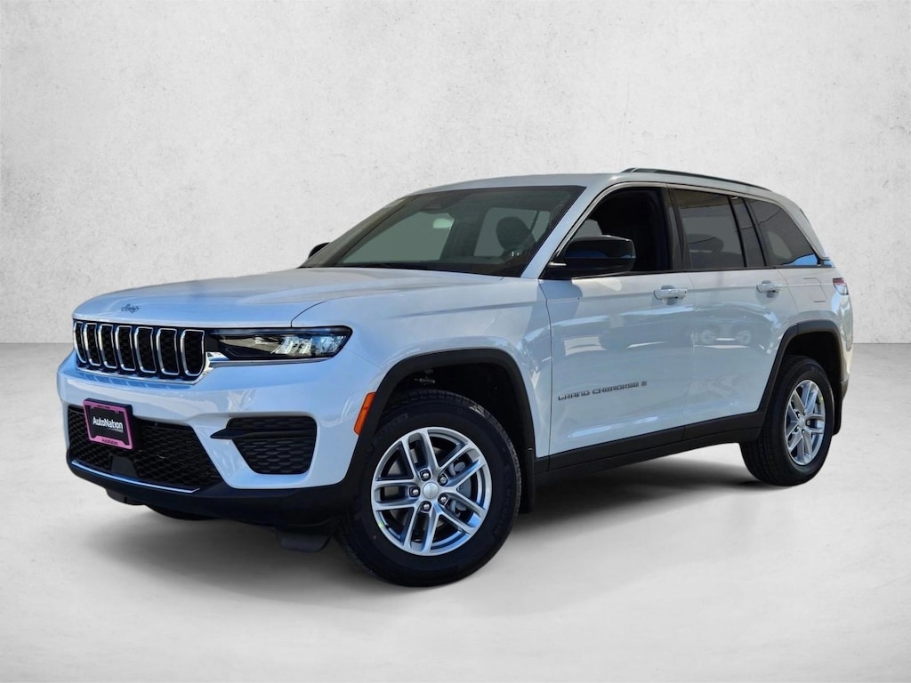New 2025 Jeep Grand Cherokee Laredo X Sport Utility