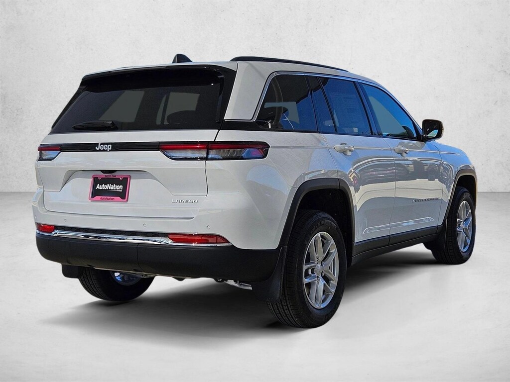 New 2025 Jeep Grand Cherokee Laredo X Sport Utility