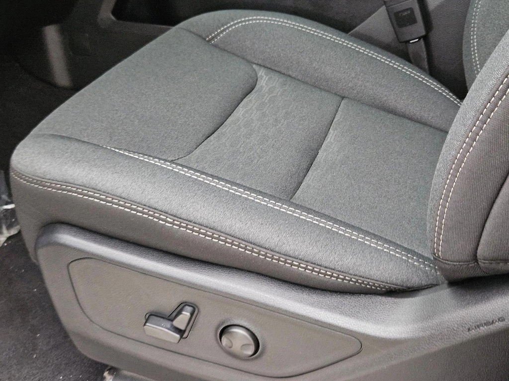New 2026 Ram 1500 Lone Star Crew Cab Pickup