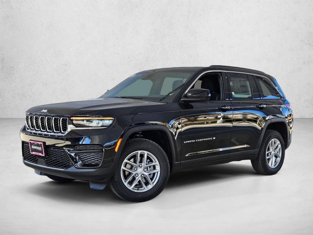 New 2025 Jeep Grand Cherokee Laredo X Sport Utility