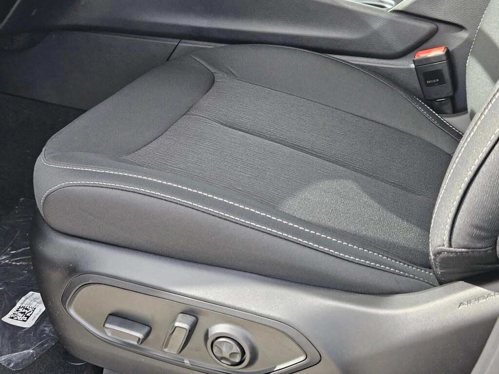 New 2025 Jeep Grand Cherokee Laredo X Sport Utility