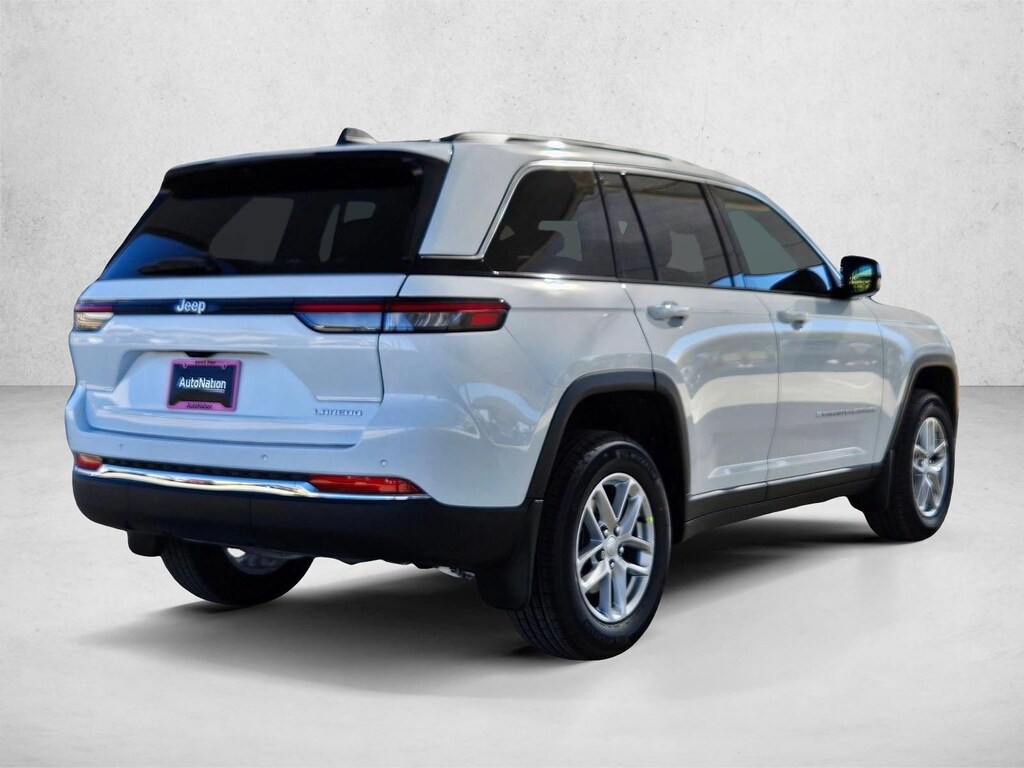 New 2025 Jeep Grand Cherokee Laredo X Sport Utility