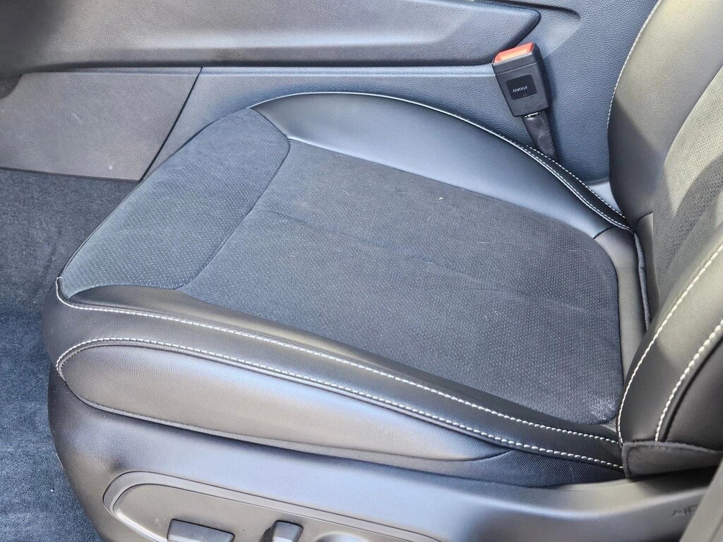 New 2025 Jeep Grand Cherokee Laredo Sport Utility