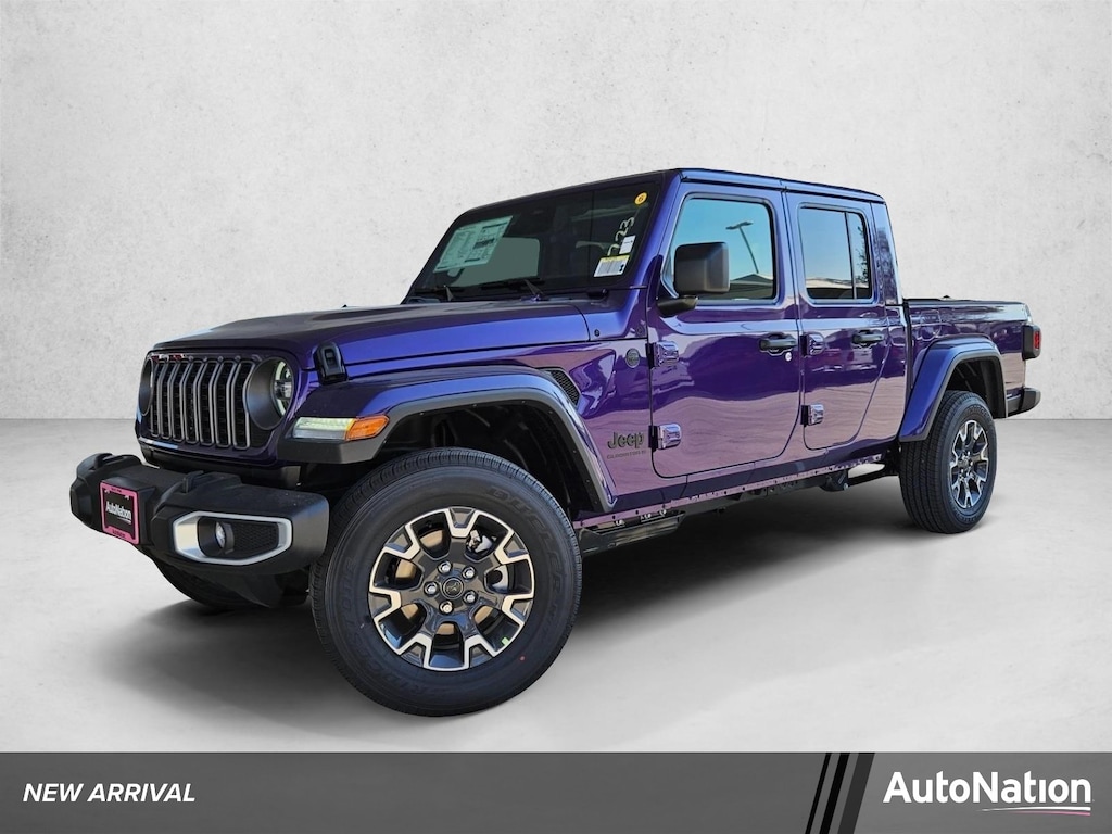 New 2026 Jeep Gladiator Sahara Crew Cab Pickup