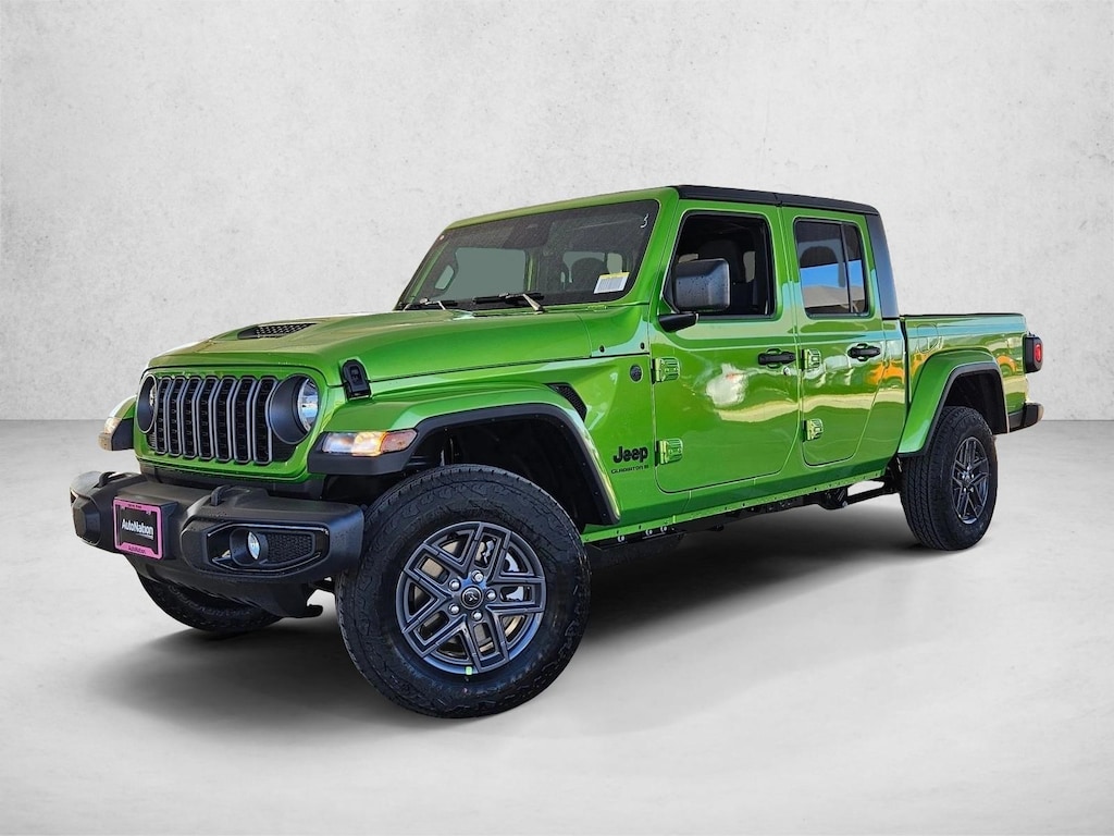 New 2026 Jeep Gladiator Sport S Crew Cab Pickup