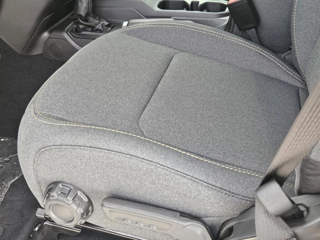 New 2025 Jeep Wrangler Sport S Sport Utility