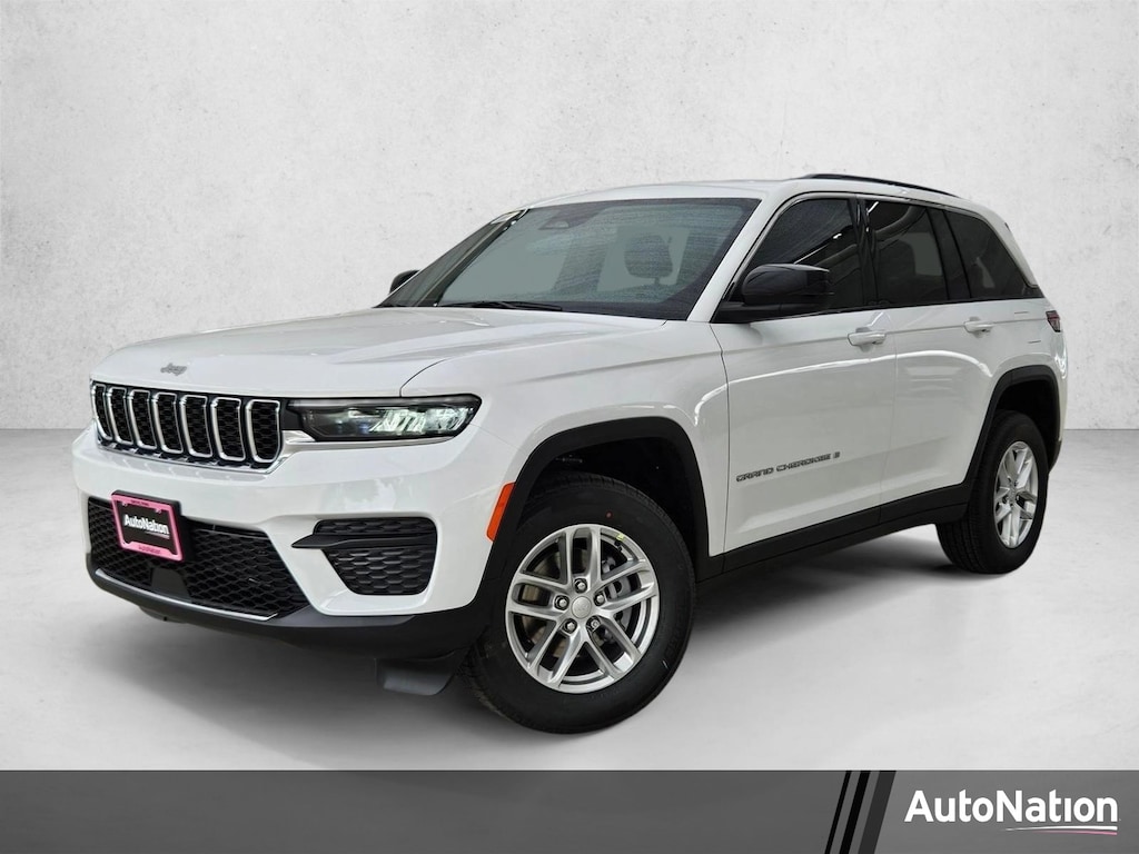 New 2026 Jeep Grand Cherokee Laredo Sport Utility