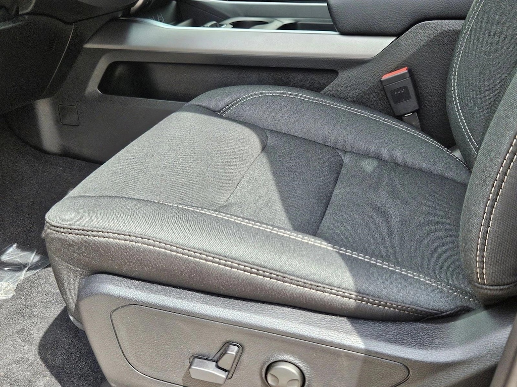 New 2026 Ram 1500 Lone Star Crew Cab Pickup