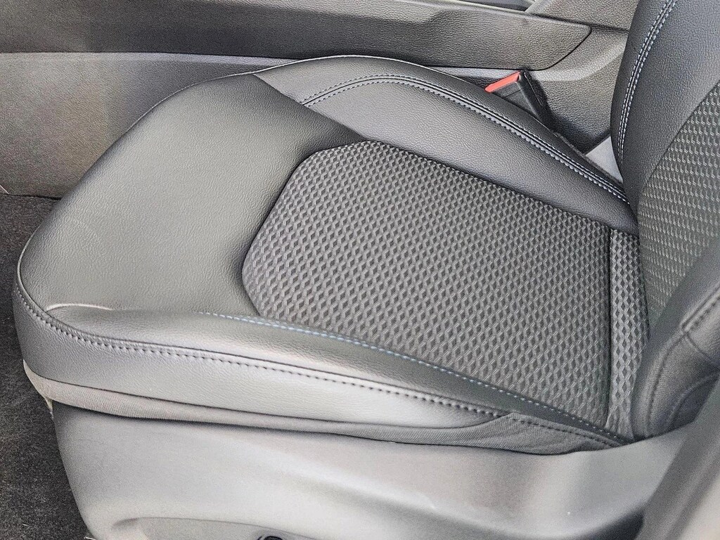 New 2026 Jeep Compass Latitude Sport Utility