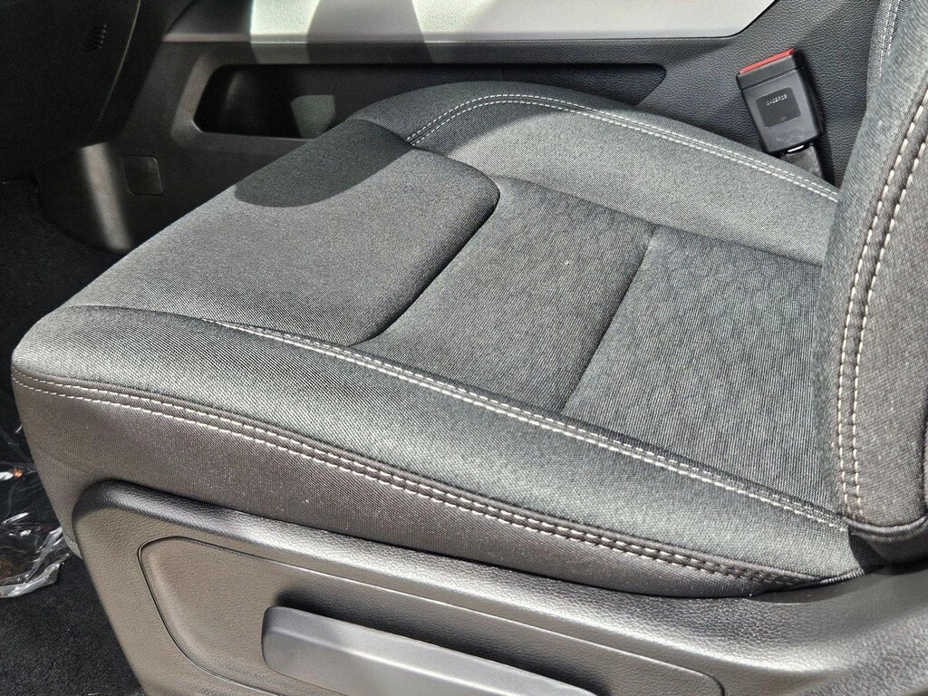 New 2026 Ram 1500 Express Crew Cab Pickup