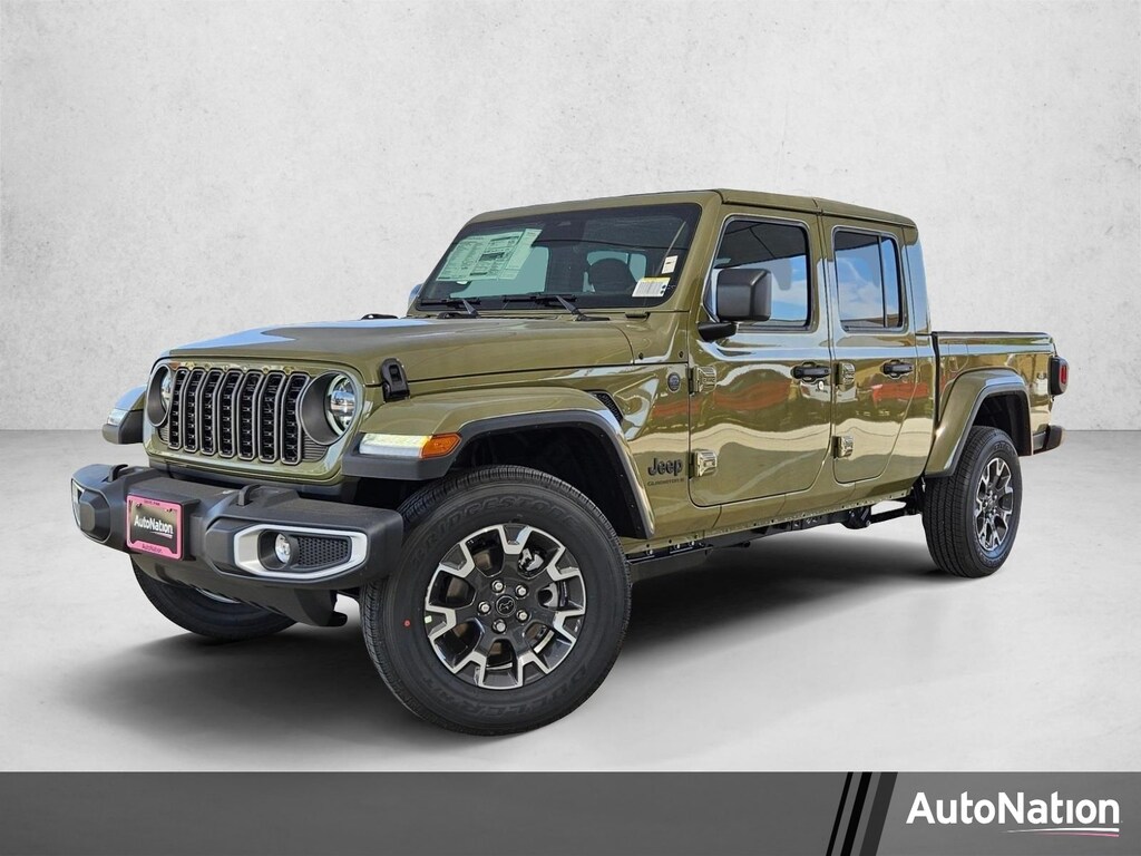 New 2026 Jeep Gladiator Sahara Crew Cab Pickup