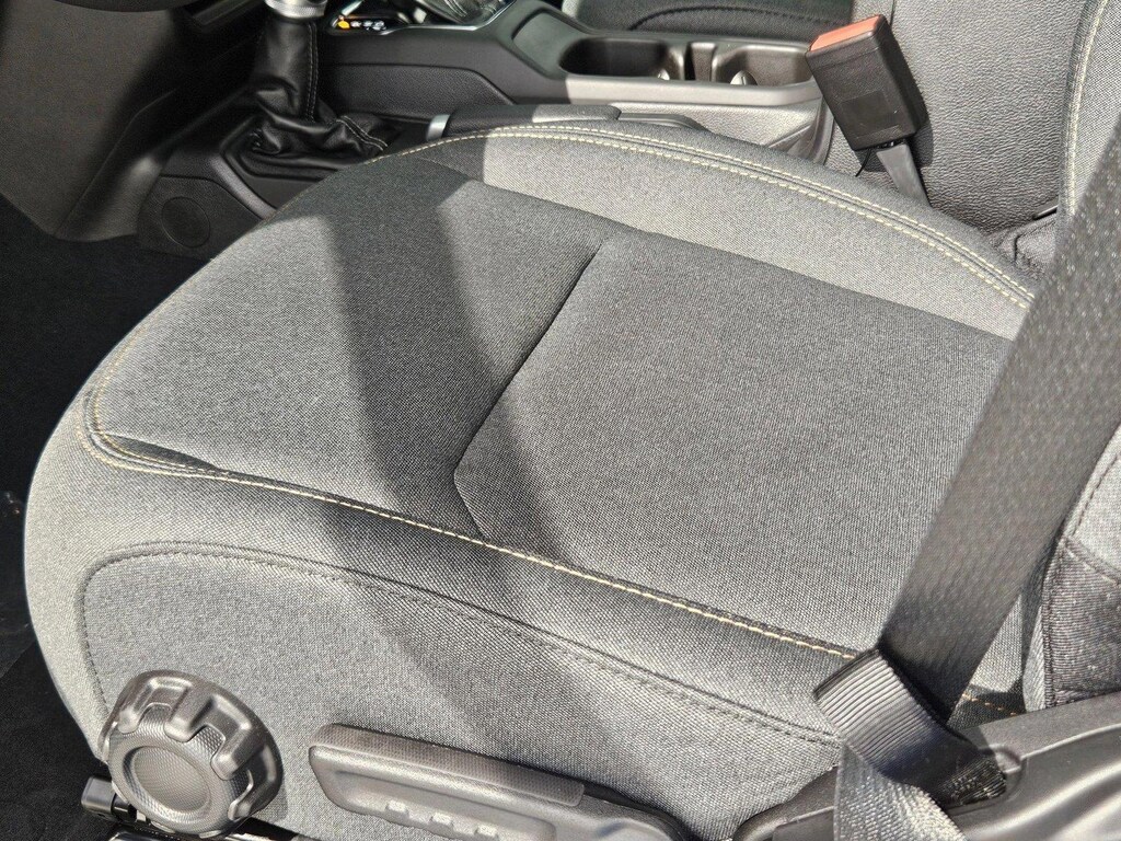 New 2025 Jeep Gladiator Sport S Crew Cab Pickup