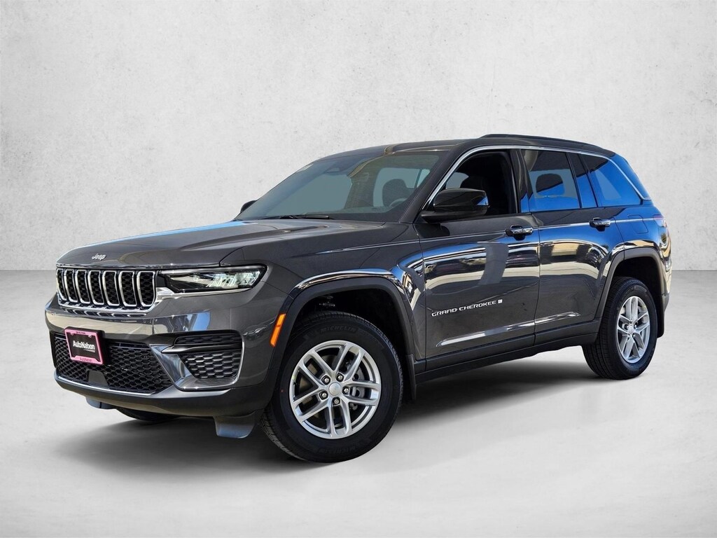 New 2025 Jeep Grand Cherokee Laredo X Sport Utility