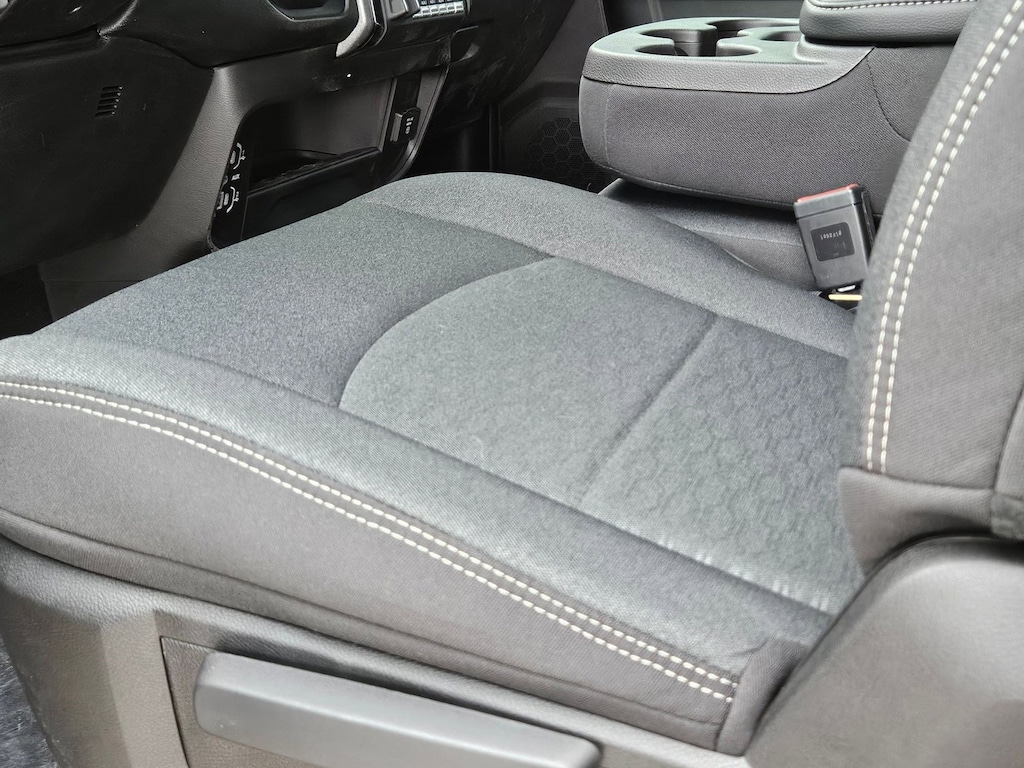 New 2026 Ram 2500 Black Express Crew Cab Pickup