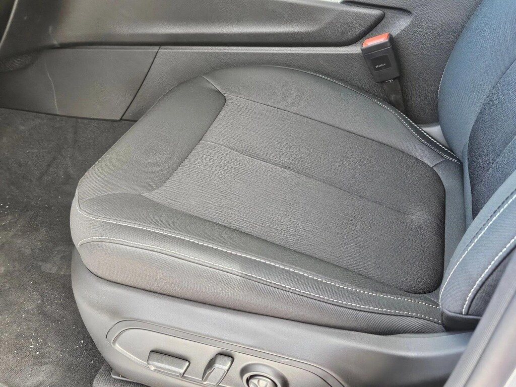 New 2025 Jeep Grand Cherokee Laredo X Sport Utility