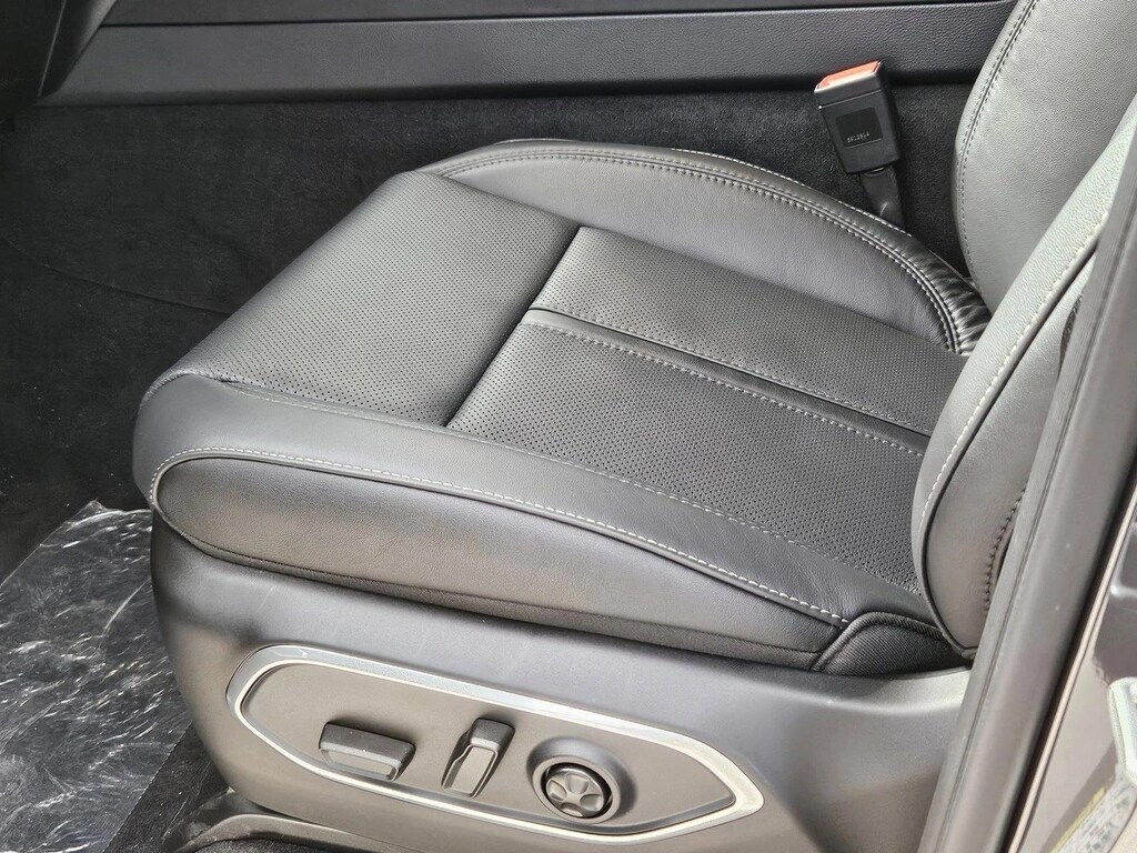 New 2026 Jeep Grand Wagoneer Limited Altitude Sport Utility
