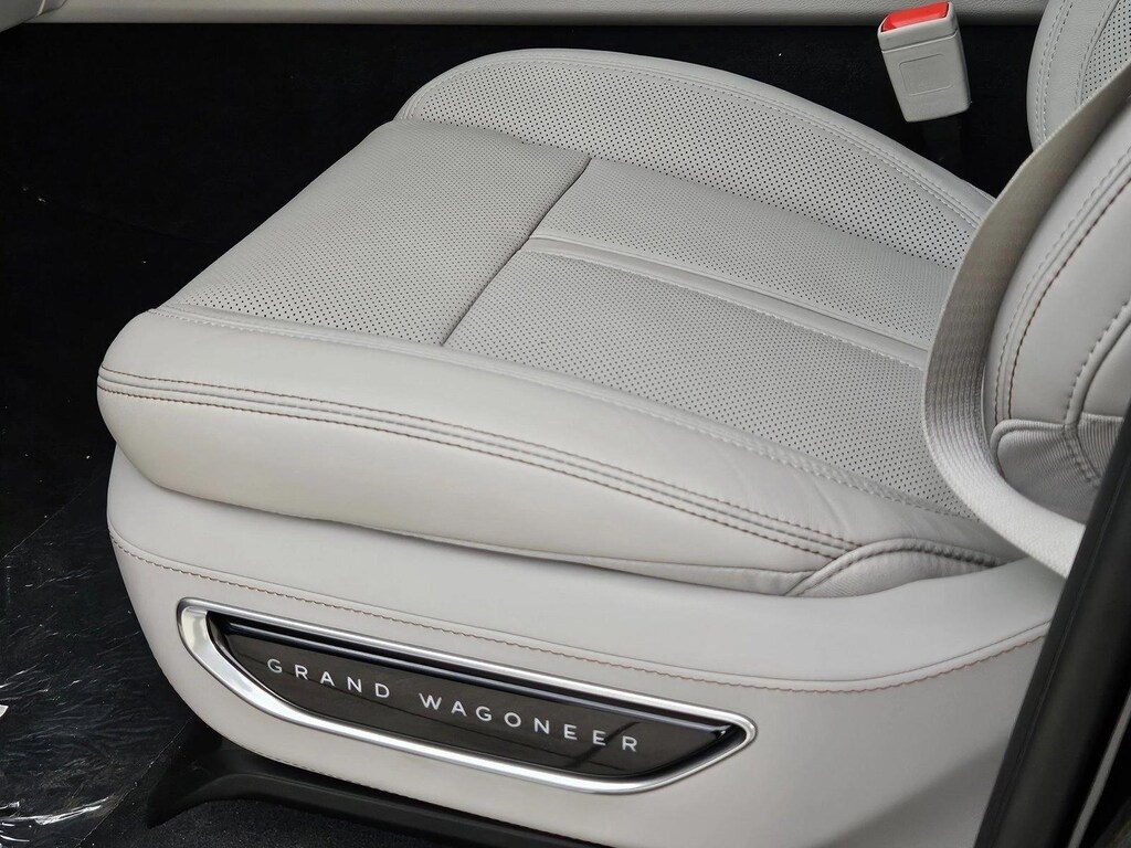 New 2026 Jeep Grand Wagoneer Summit Obsidian Sport Utility