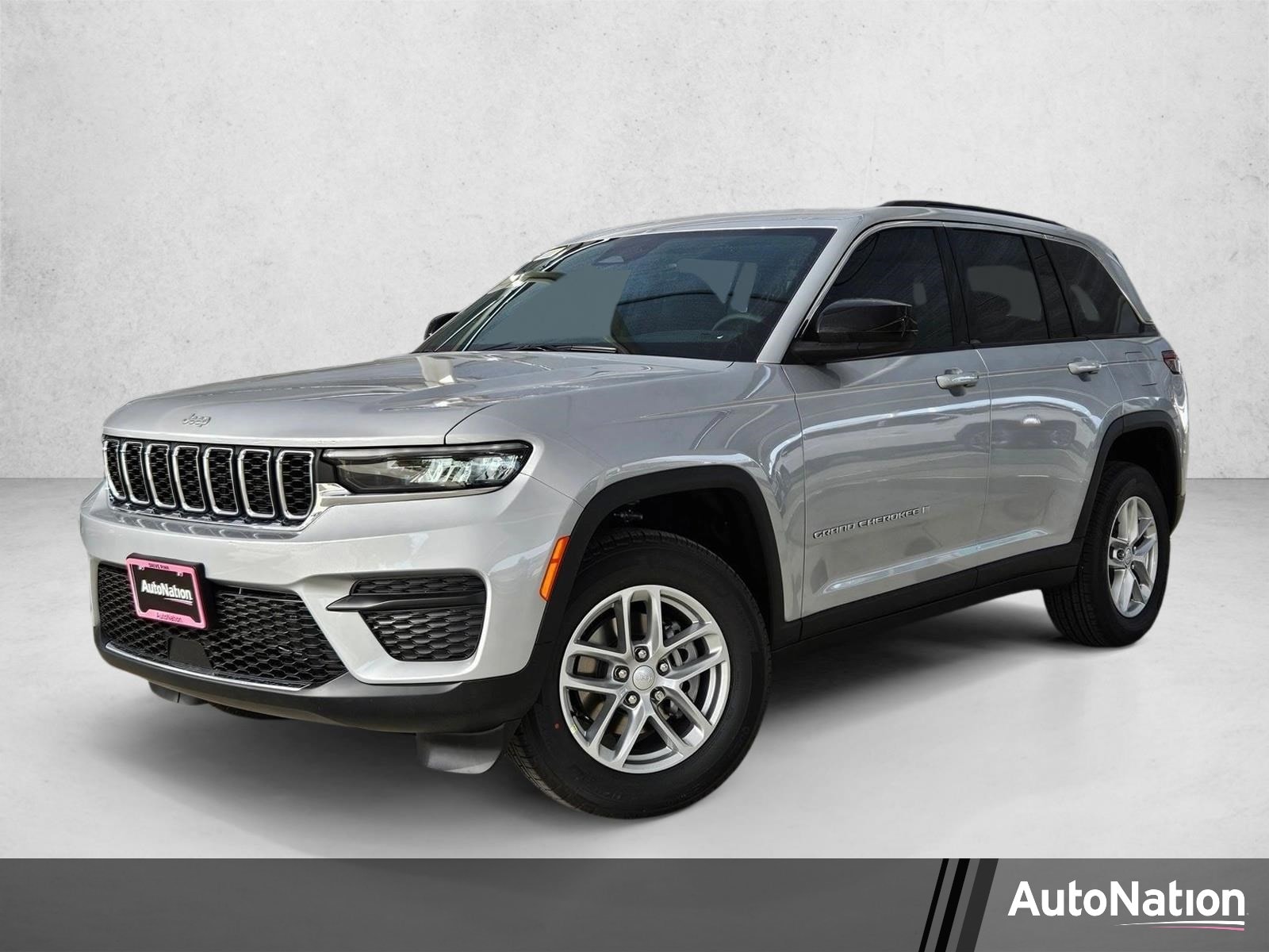 New 2026 Jeep Grand Cherokee Laredo X