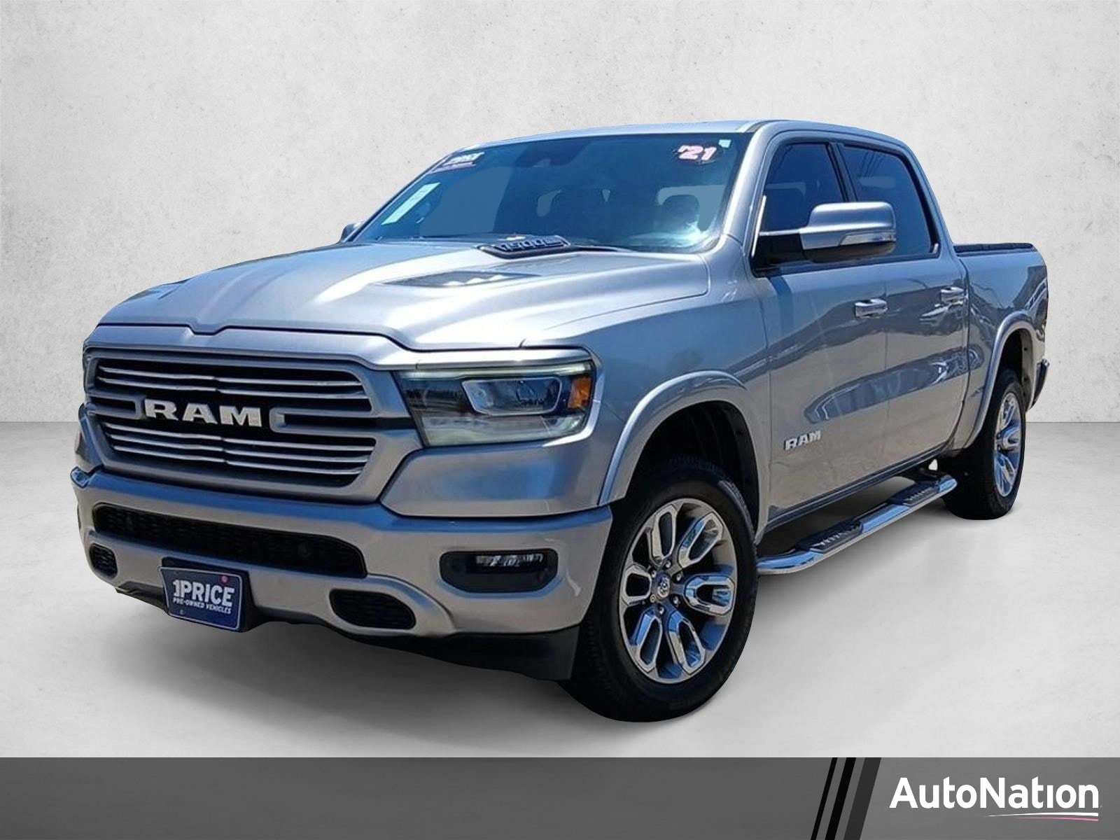 2021 RAM 1500 Laramie 4x4 Crew Cab 5'7's photo