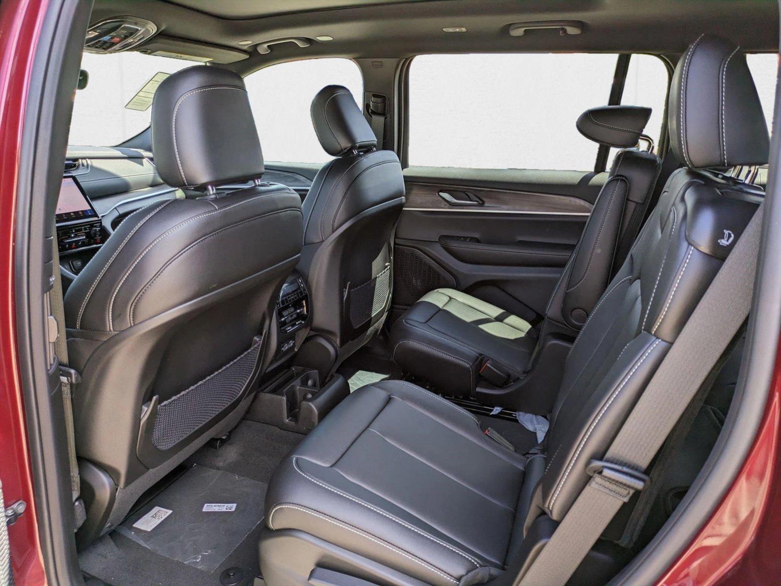 2025 Jeep Grand Cherokee L Limited - Photo 16