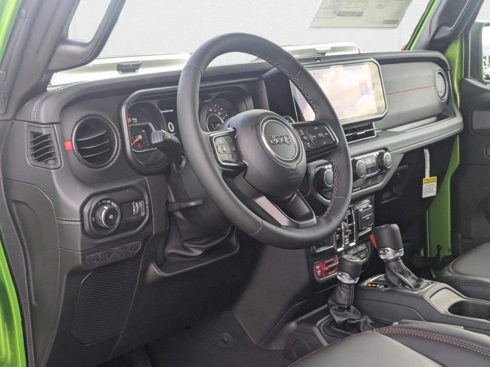 2025 Jeep Wrangler 4-Door Rubicon - Photo 3
