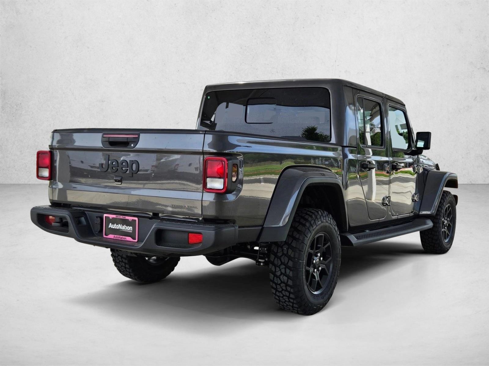 2025 Jeep Gladiator Texas Trail photo 2