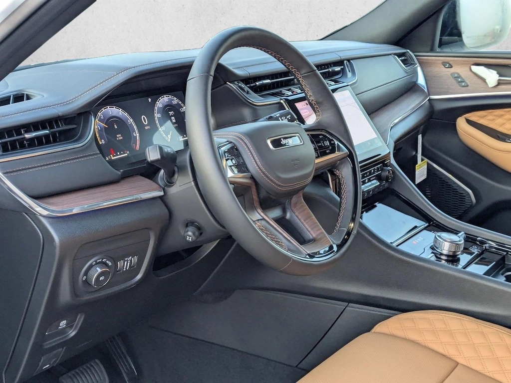New 2025 Jeep Grand Cherokee Summit SUV