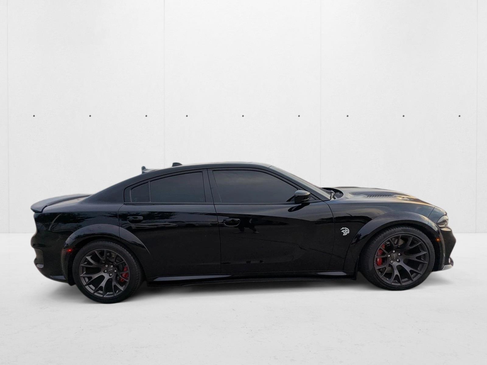 2022 Dodge Charger SRT8 Hellcat Widebody photo 4