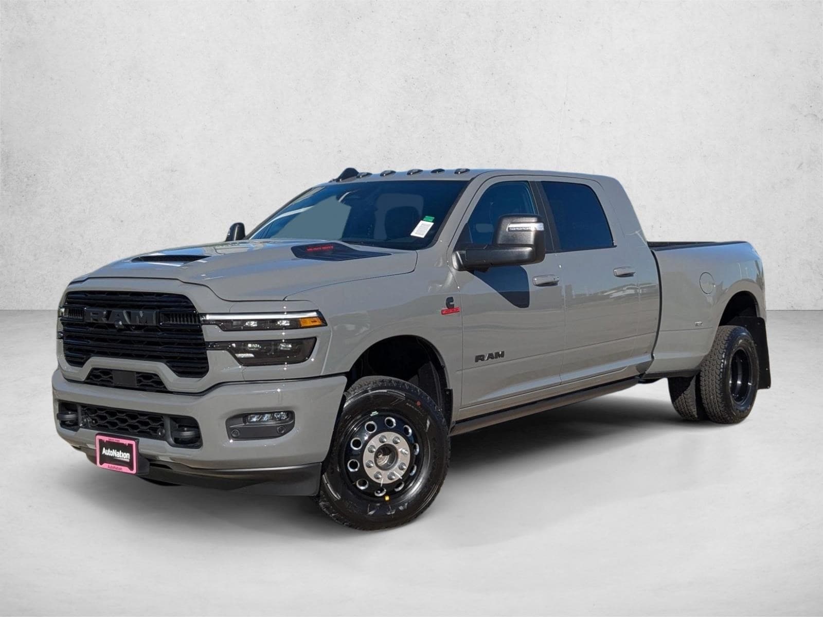 2026 RAM Ram 3500 Pickup Laramie's photo