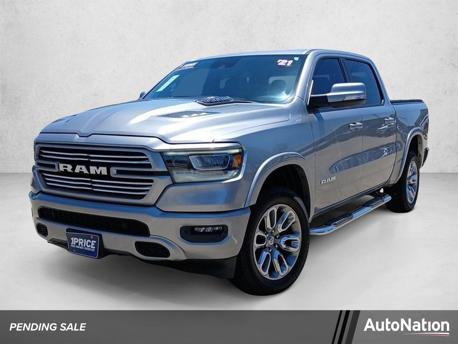 2021 RAM 1500 Laramie 4x4 Crew Cab 5'7's photo