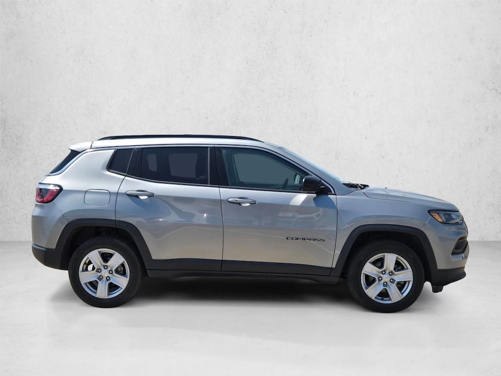 Used 2022 Jeep Compass Latitude Sport Utility