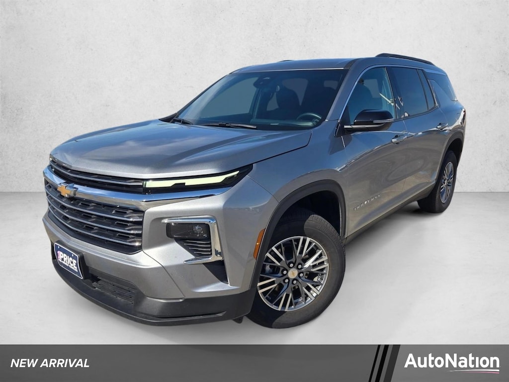 Used 2026 Chevrolet Traverse FWD LT Sport Utility