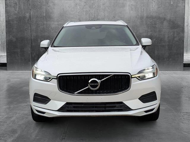 Used 2018 Volvo XC60 Momentum with VIN YV4102RK9J1004318 for sale in Houston, TX