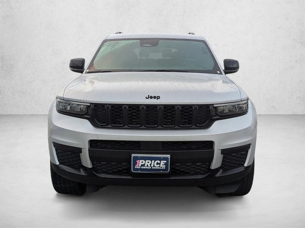 Used 2023 Jeep Grand Cherokee L Altitude Sport Utility