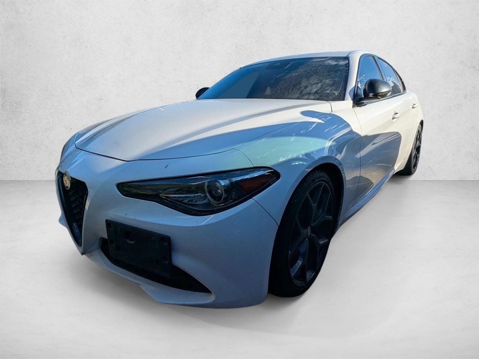 2020 Alfa Romeo Giulia Base's photo