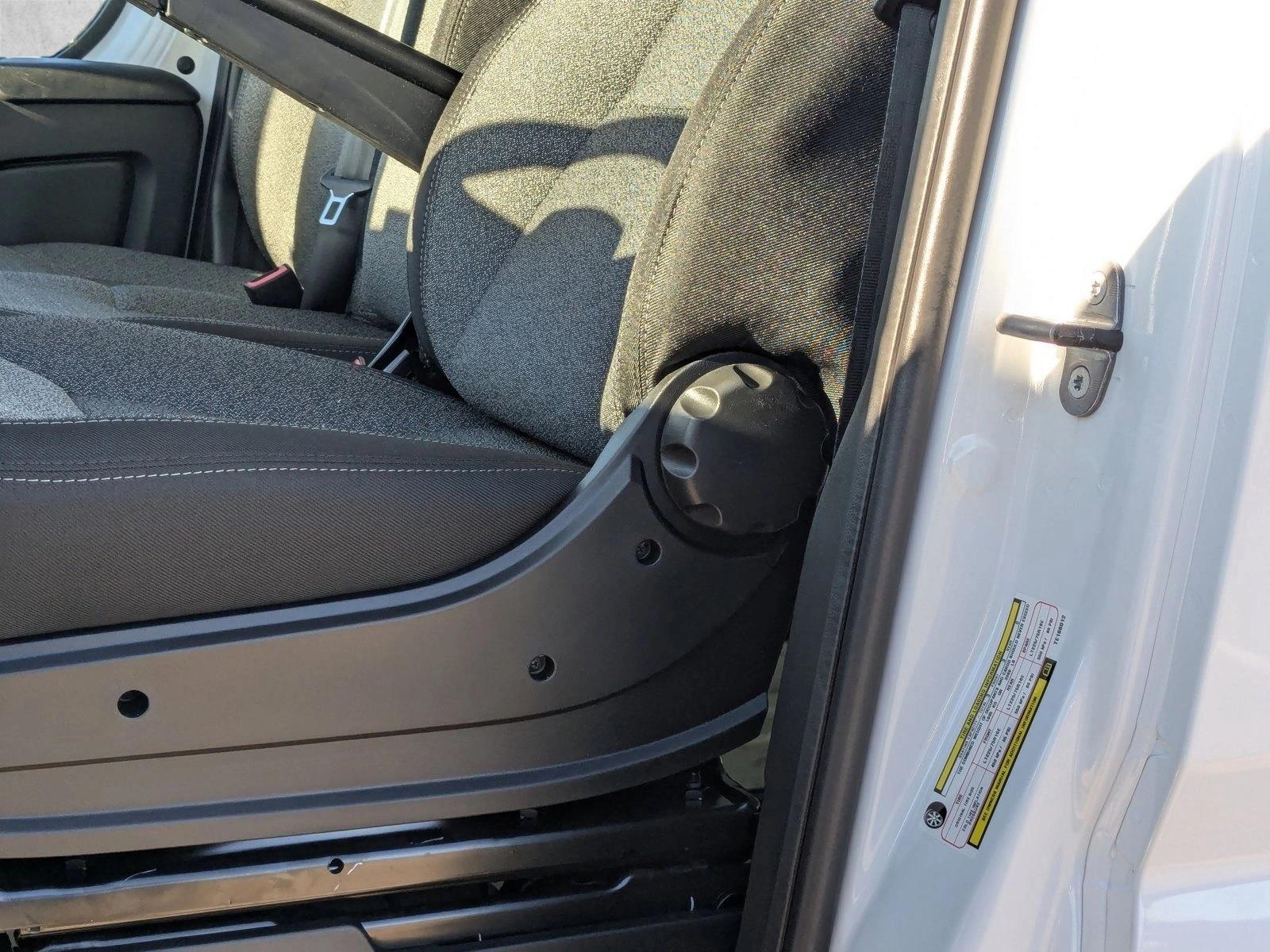 2026 Ram ProMaster 2500 photo 3