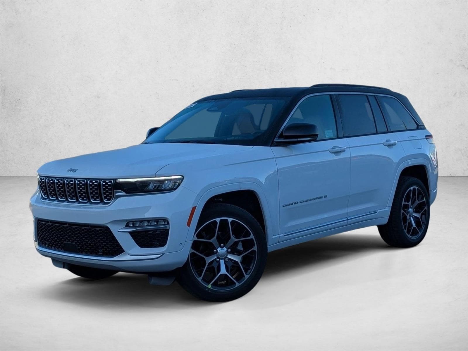 2025 Jeep Grand Cherokee Summit Reserve's photo