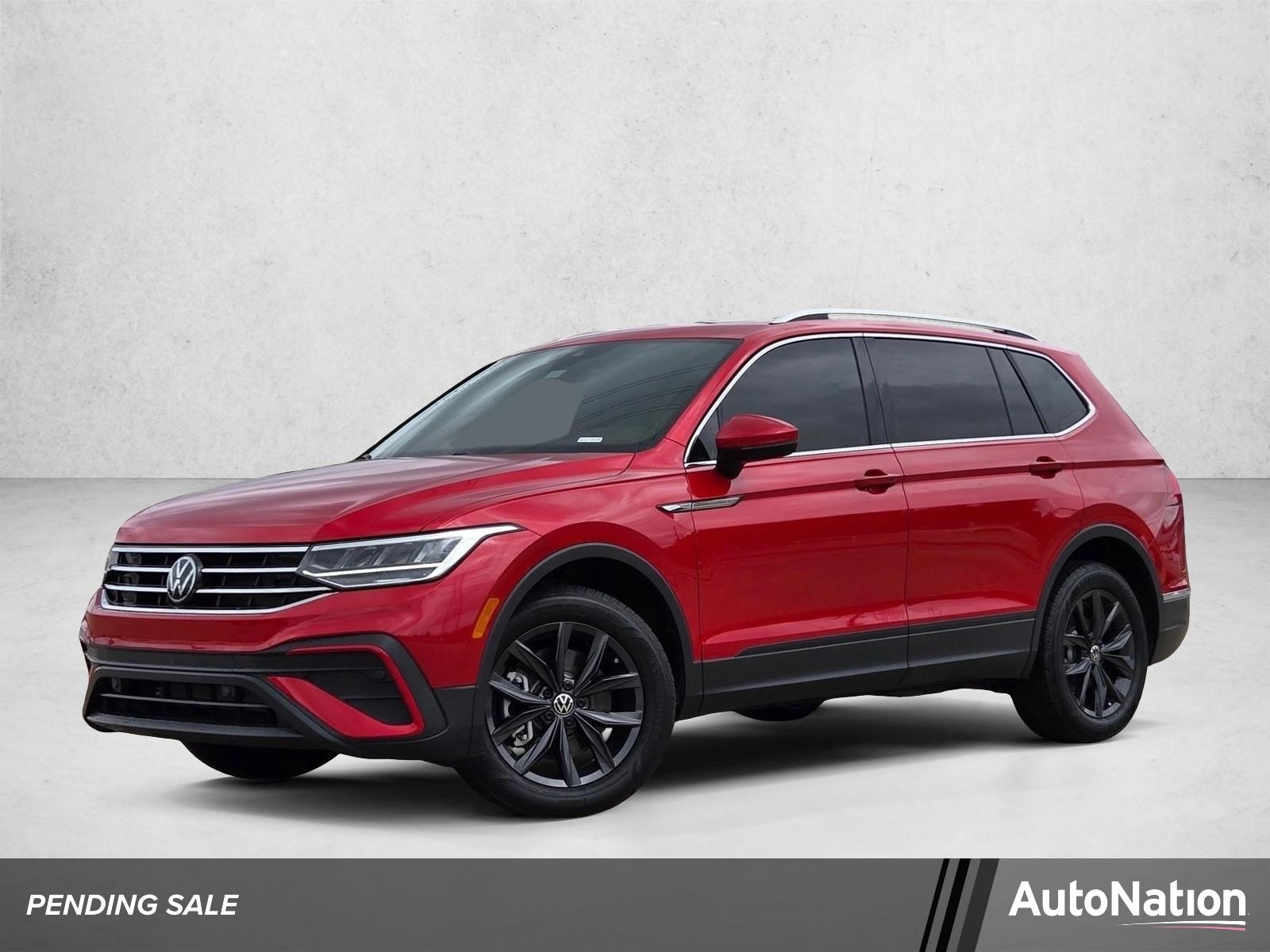 2024 Volkswagen Tiguan 2.0T SE's photo