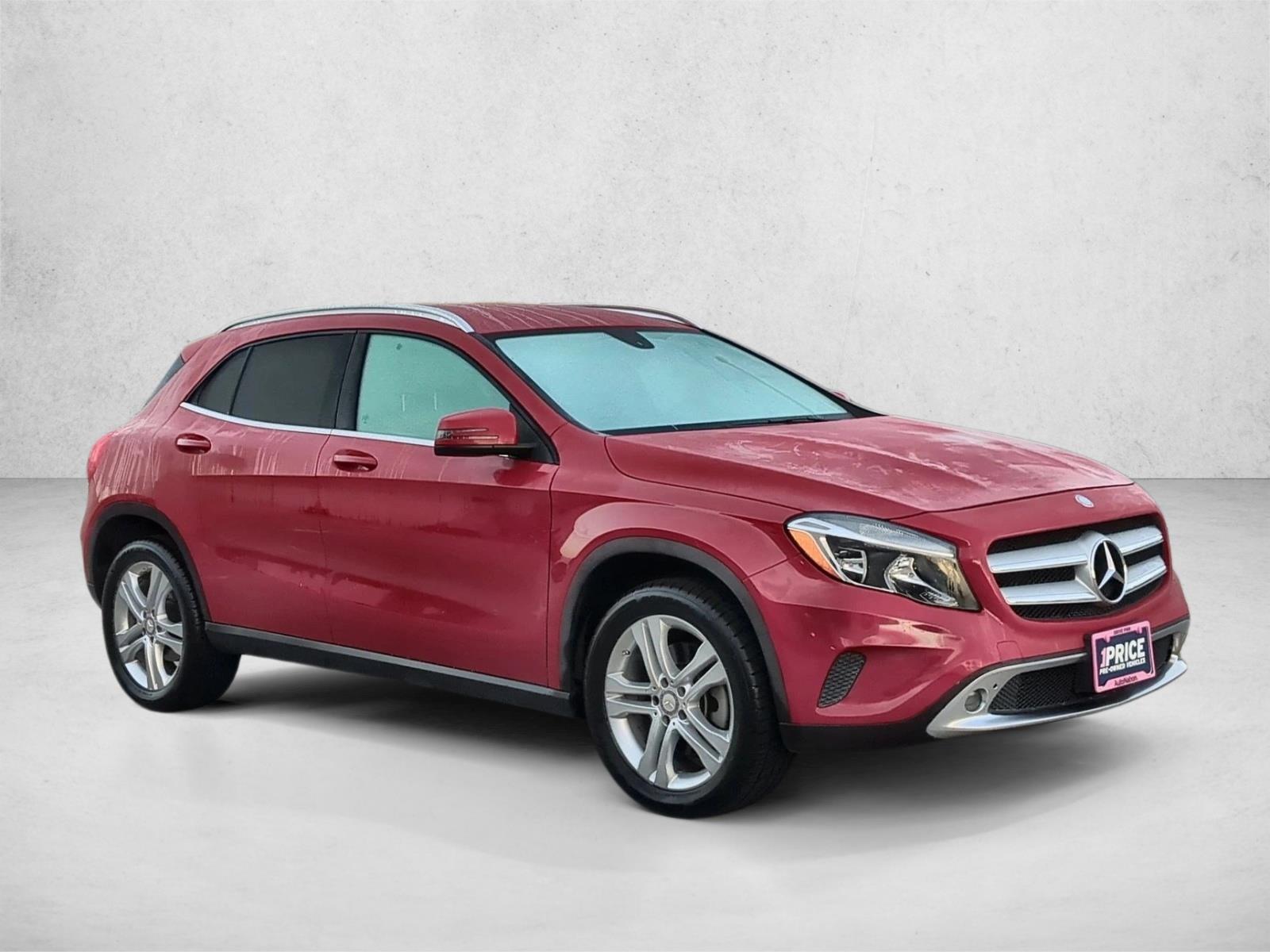 2015 Mercedes Benz GLA 250 4MATIC photo 3