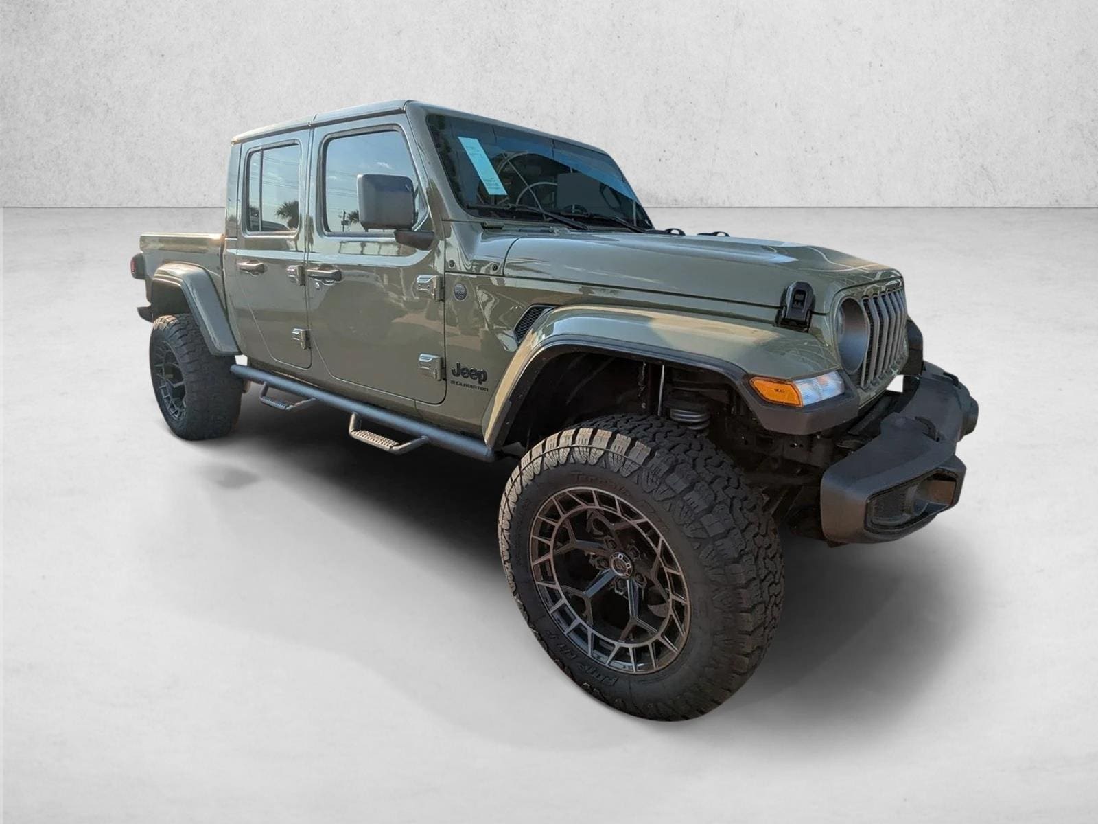 2025 Jeep Gladiator Nighthawk - Photo 7